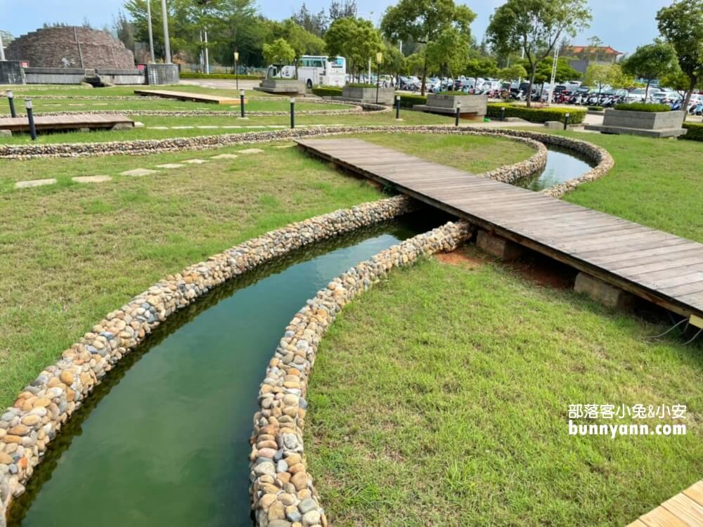 金門景點》金門酒廠金寧門市，來金門必訪指標景點，免門票試喝金門高粱很可以