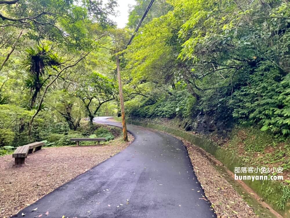 三峽【滿月圓國家森林遊樂區】來回兩小時輕鬆走賞瀑步道，停車資訊整理