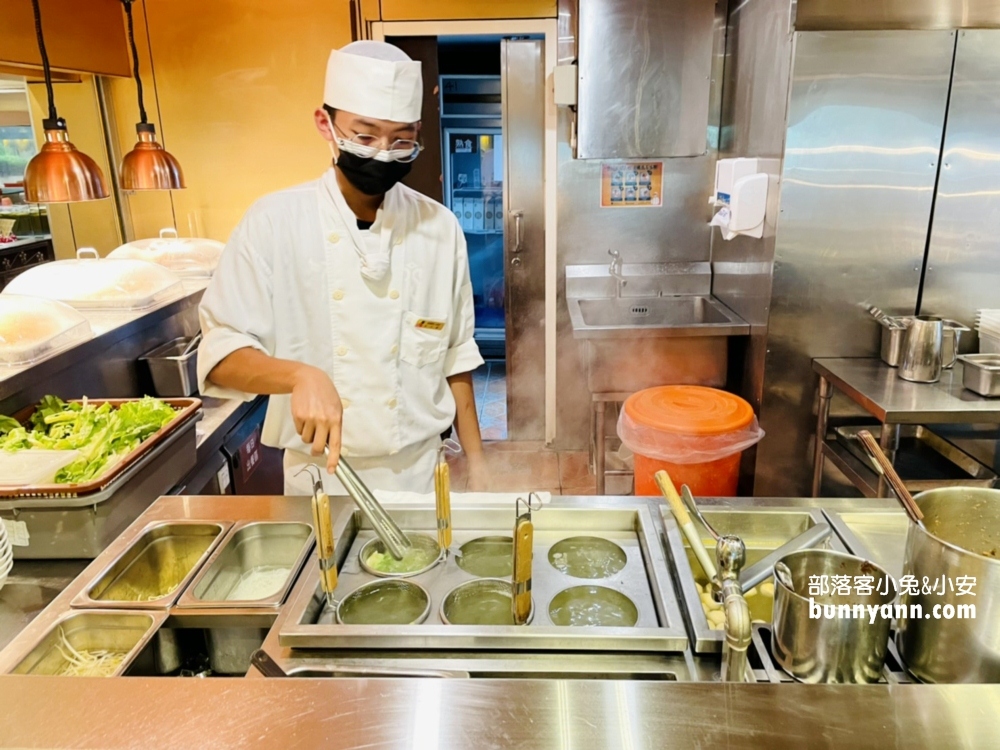 烏日住宿【清新溫泉飯店】眺望城市美景一泊二食介紹這樣住一晚！