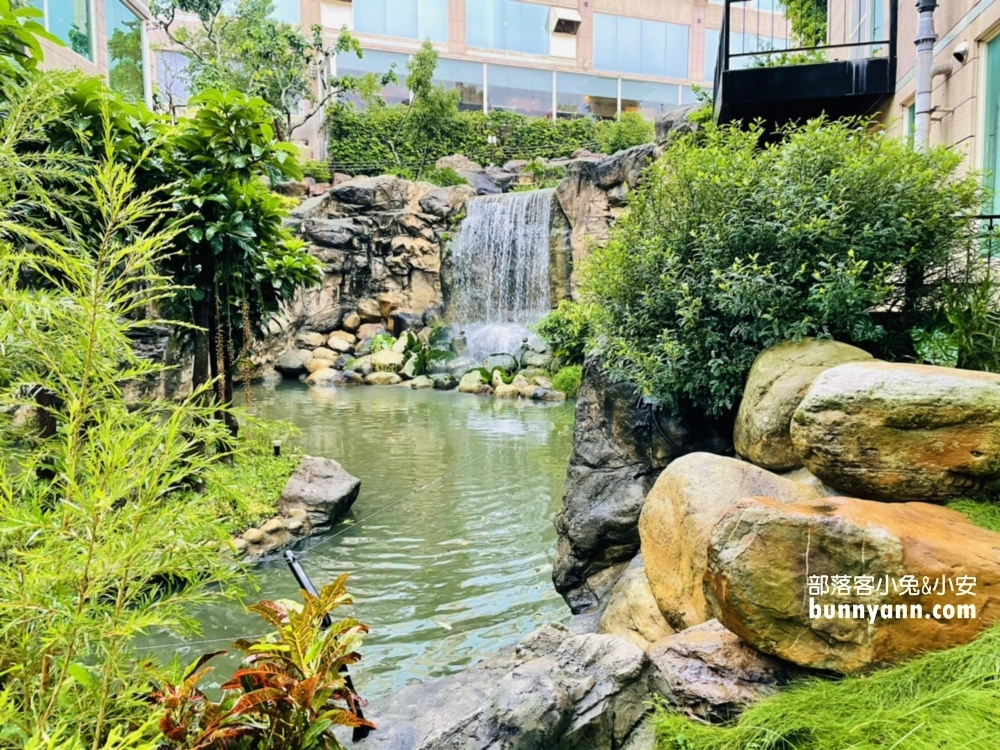 烏日住宿【清新溫泉飯店】眺望城市美景一泊二食介紹這樣住一晚！