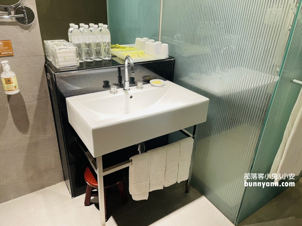 烏日住宿【清新溫泉飯店】眺望城市美景一泊二食介紹這樣住一晚！
