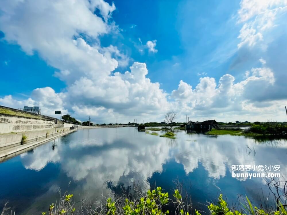 嘉義在水一方，東石水中古厝，美拍被海水包圍的古厝與藍天