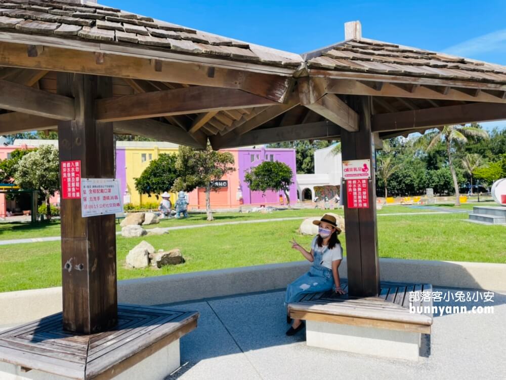 嘉義【東石漁人碼頭】愛琴海異國建築、彩色蚵殼屋、海豚隧道一日遊