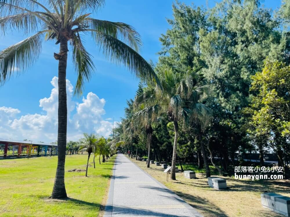 嘉義【東石漁人碼頭】愛琴海異國建築、彩色蚵殼屋、海豚隧道一日遊