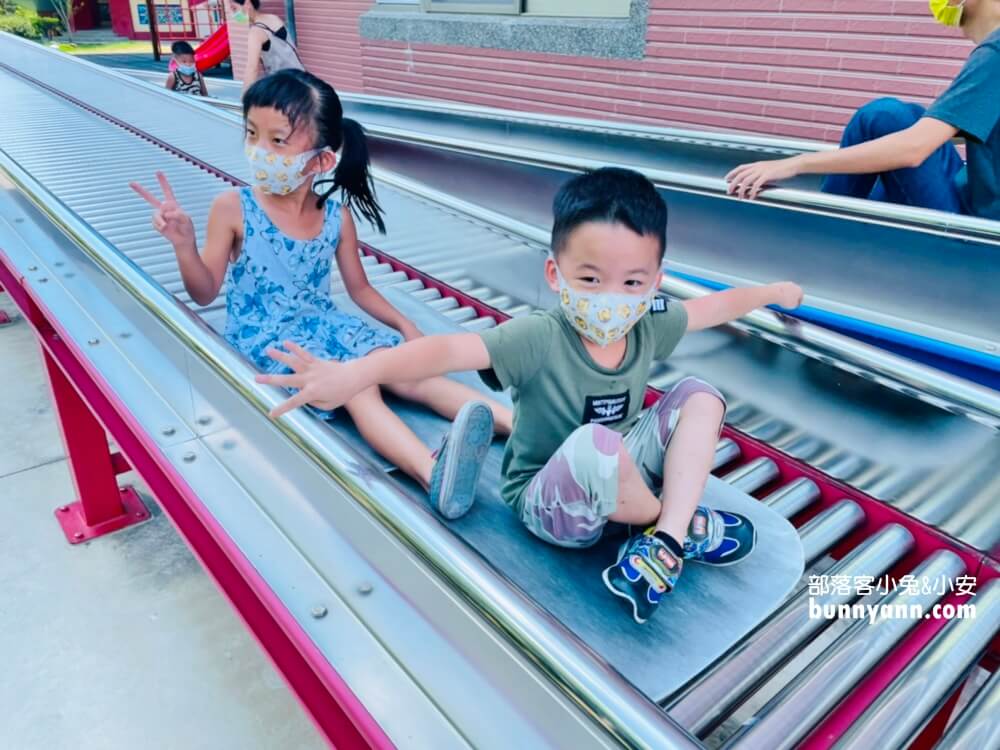 台南【麻豆代天府】刺激挑戰滾輪溜滑梯，還有驚悚地獄場景等你來玩