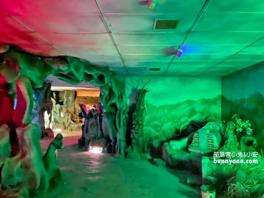 台南【麻豆代天府】刺激挑戰滾輪溜滑梯，還有驚悚地獄場景等你來玩