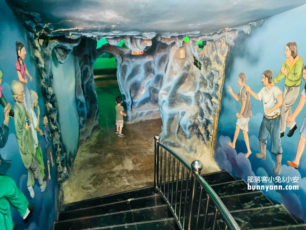 台南【麻豆代天府】刺激挑戰滾輪溜滑梯，還有驚悚地獄場景等你來玩