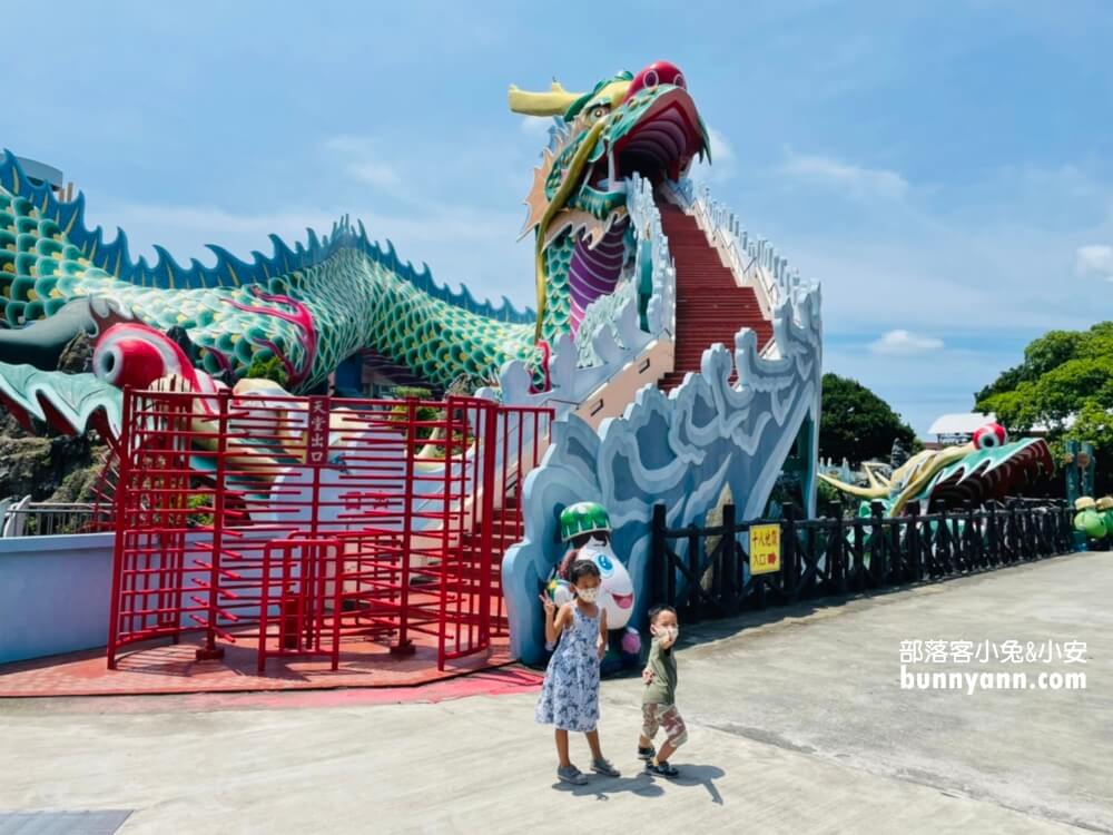 台南【麻豆代天府】刺激挑戰滾輪溜滑梯，還有驚悚地獄場景等你來玩