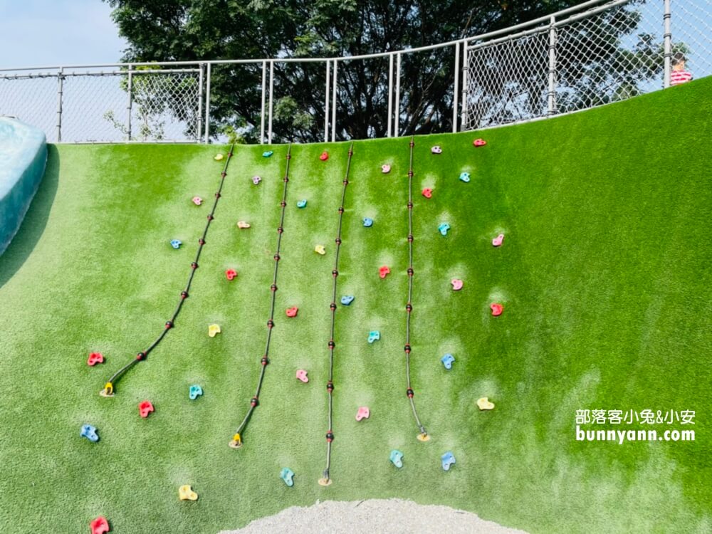 竹北【AI智慧園區公園】滑步車練習場，親子沙坑遊戲場來囉