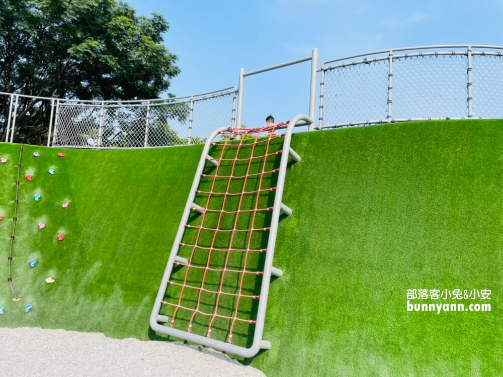 竹北【AI智慧園區公園】滑步車練習場，親子沙坑遊戲場來囉