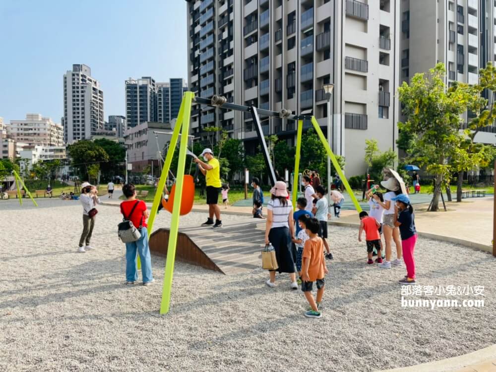 竹北【AI智慧園區公園】滑步車練習場，親子沙坑遊戲場來囉