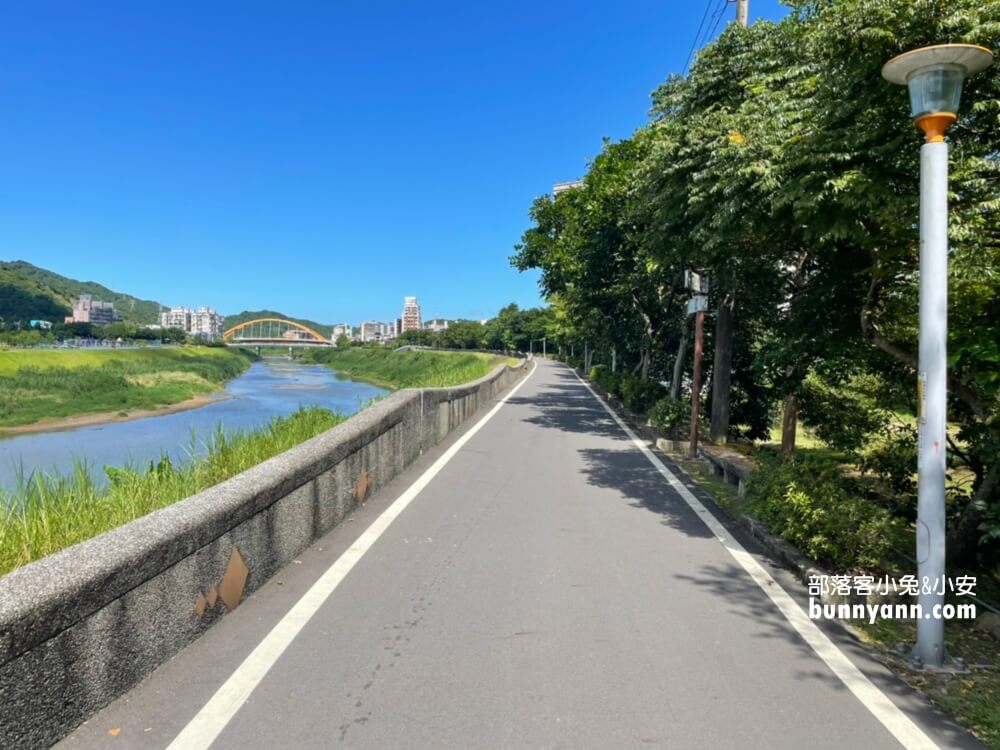 2.基隆河自行車道，汐止騎單車景點