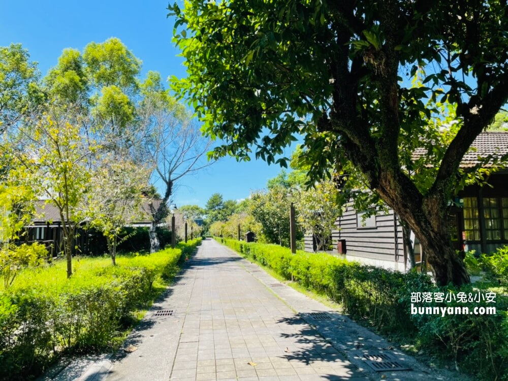 【花蓮觀光糖廠】光復糖廠吃冰一日遊，在這餵魚吃飼料好有趣