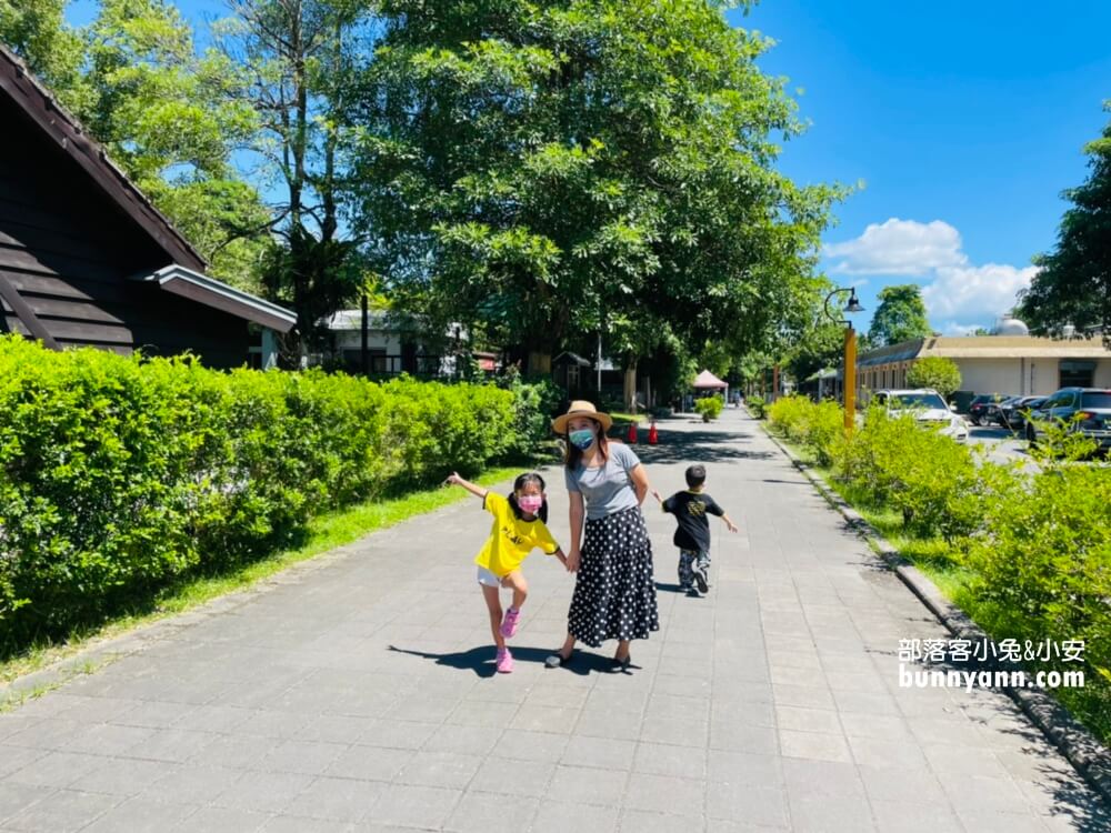 【花蓮觀光糖廠】光復糖廠吃冰一日遊，在這餵魚吃飼料好有趣
