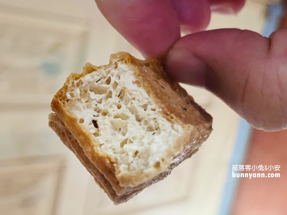 胡記臭豆腐，臭到爆炸工寮版臭豆腐，想吃大聲叫阿興