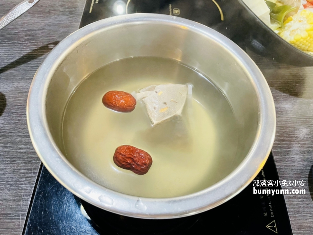 基隆港陞豪火鍋，海陸全餐吃現撈海產，基隆火鍋推薦
