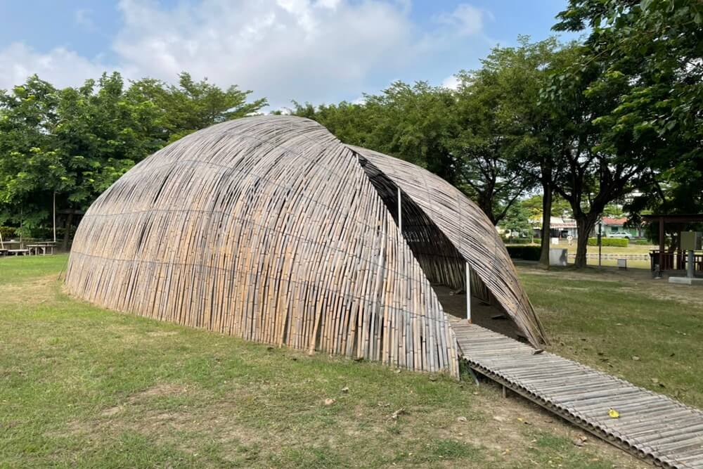 台南月津港親水公園，橋南老街半日遊，騎單車漫遊河濱好悠閒