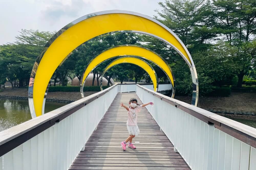台南月津港親水公園，橋南老街半日遊，騎單車漫遊河濱好悠閒