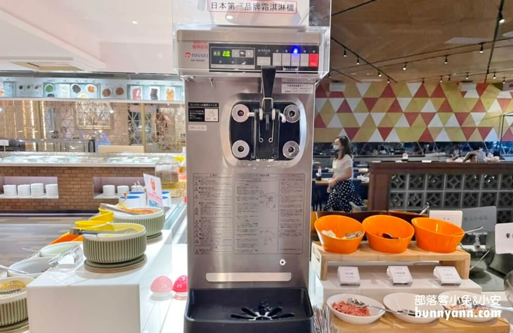 台南【夏都城旅安平館】超好玩親子飯店，早餐超多美食隨你選