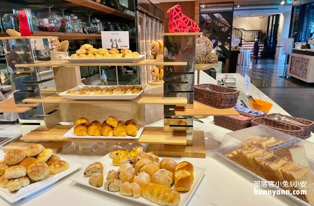 台南【夏都城旅安平館】超好玩親子飯店，早餐超多美食隨你選