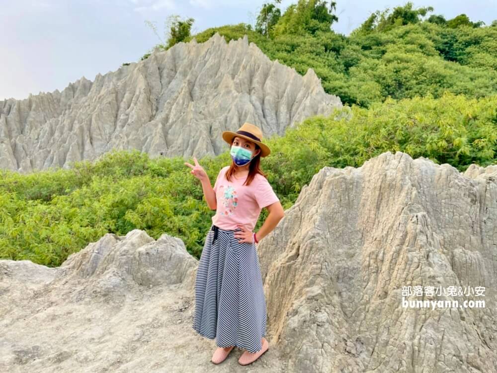 高雄漯底山自然公園，月世界泥火山探險，眺望美麗夕陽海景