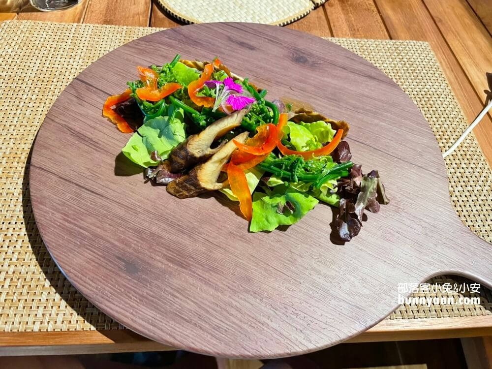 新北【烏來馥森阪治Trio】有漂亮的美虹聖堂與因諾莉餐廳下午茶