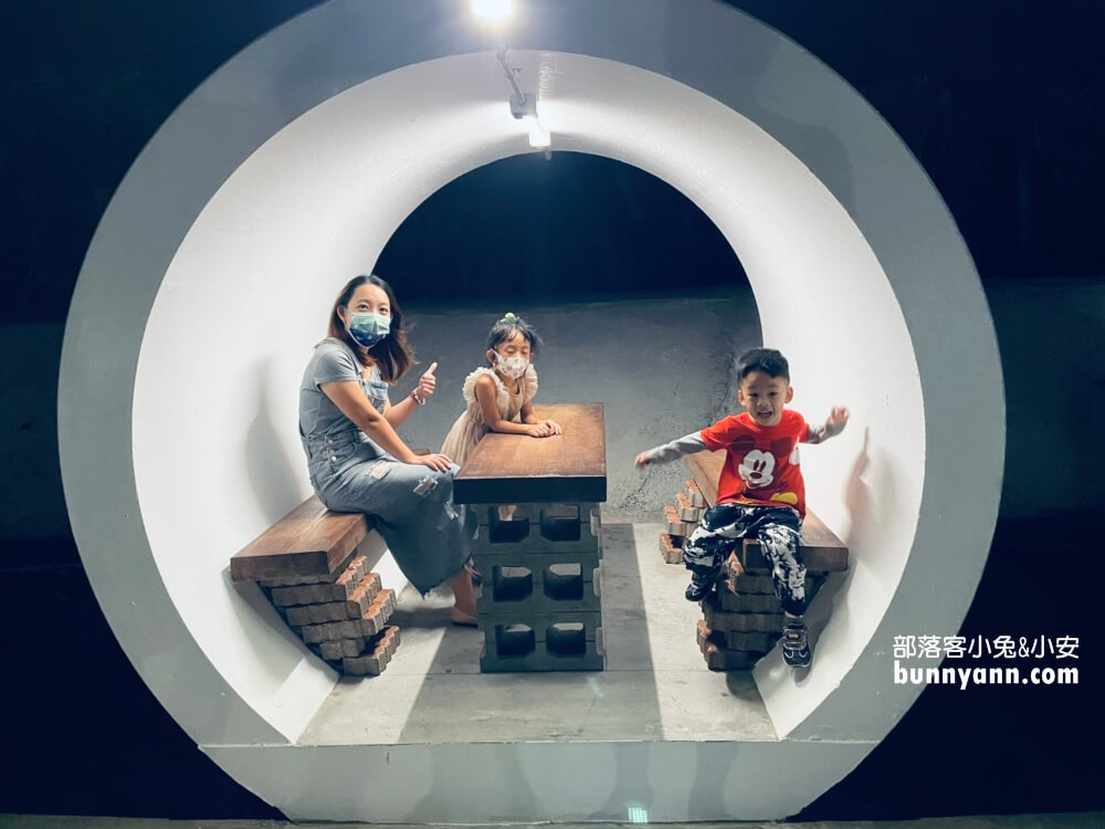【舊社代安宮】全長2公里的池畔步道，有親子溜滑梯跟夜晚燈光可逛