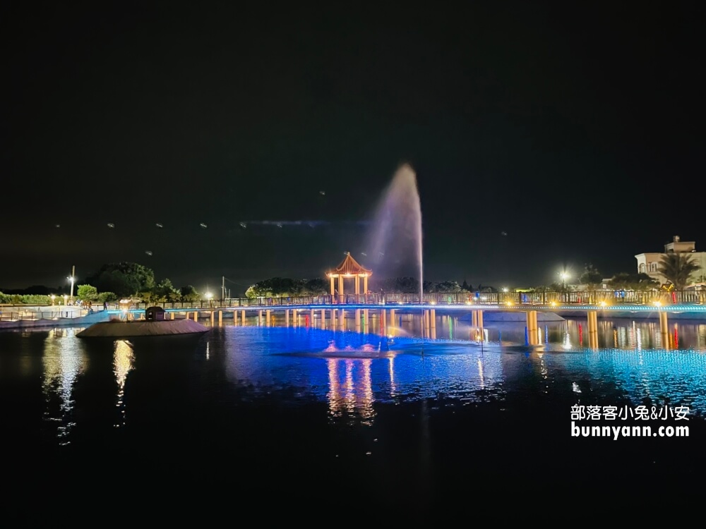 【舊社代安宮】全長2公里的池畔步道，有親子溜滑梯跟夜晚燈光可逛