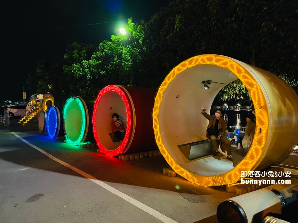 【舊社代安宮】全長2公里的池畔步道，有親子溜滑梯跟夜晚燈光可逛