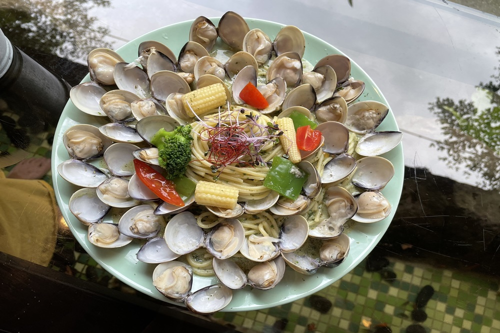 宜蘭【流水森林】義大利麵不但好吃又有入味，價格還很親民
