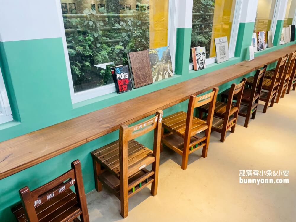 基隆【太平青鳥書店】全台最美望海書店，看海喝咖啡好悠閒