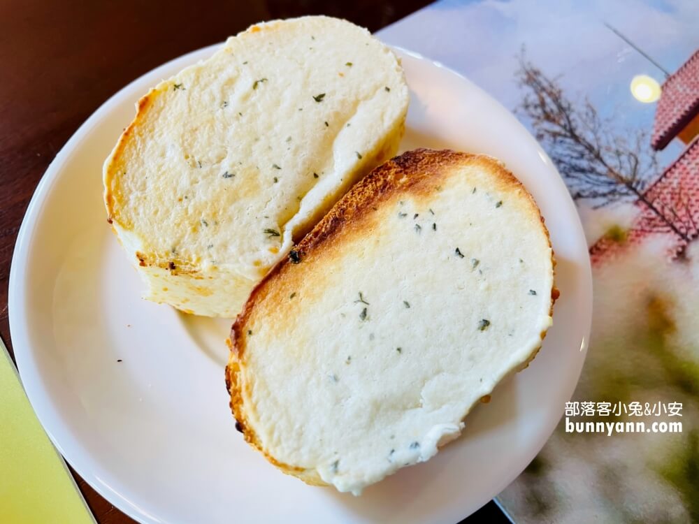 大溪【黃色小屋咖啡莊園】藏身田野的景觀咖啡廳，下午茶好吃又好拍
