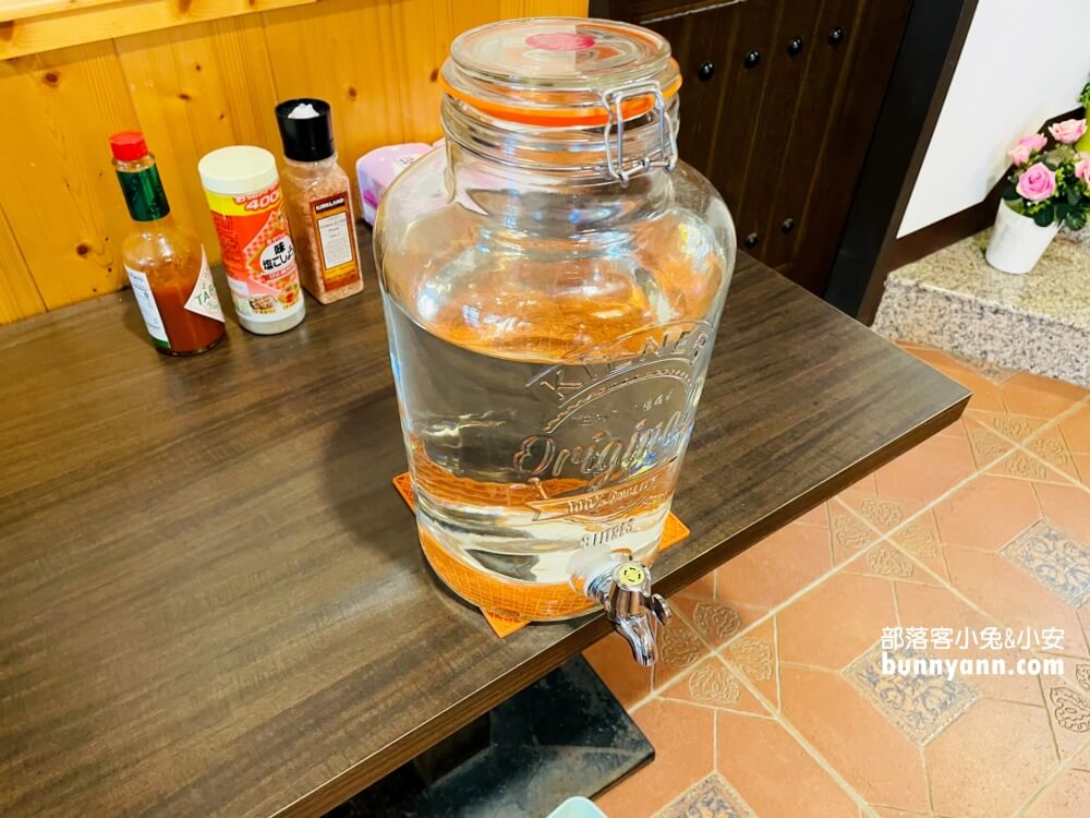 大溪【黃色小屋咖啡莊園】藏身田野的景觀咖啡廳，下午茶好吃又好拍