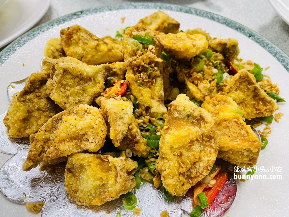 屏東美食熊家萬巒豬腳，料理價錢和口味一次分享!!