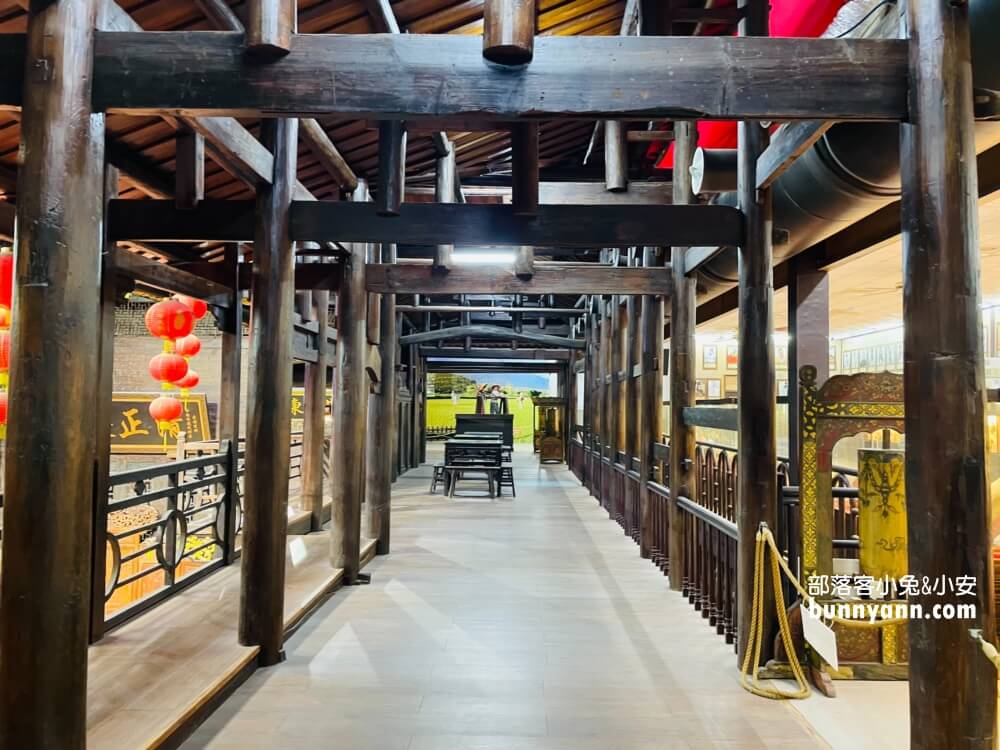 嘉義白人牙膏觀光工廠，嘉義水上鄉最佳室內景點，提供飲料汽水與咖啡暢飲