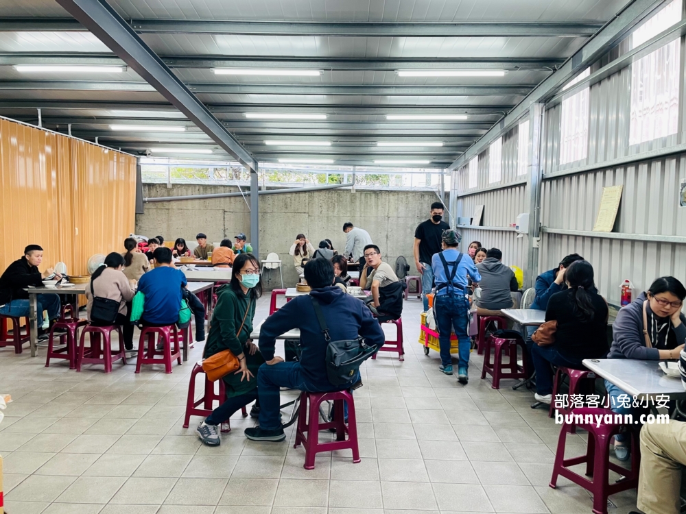 嘉義【豆豆小籠湯包蒸餃】嘉義版鼎泰豐湯包，高貴不貴的湯包小吃店