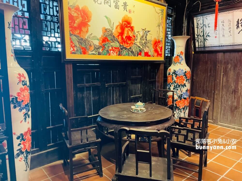 嘉義走訪清朝戴相府，白人牙膏觀光工廠帶你穿越時空