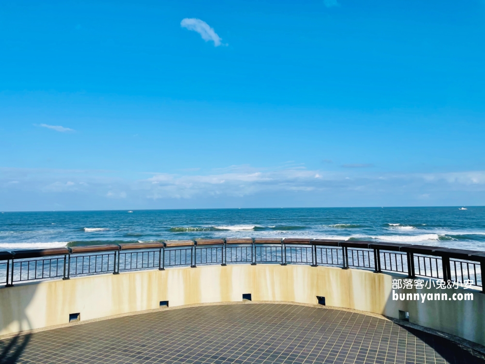 金山中角灣沙灘漫步，隱藏版中角灣遊客中心看海廣場