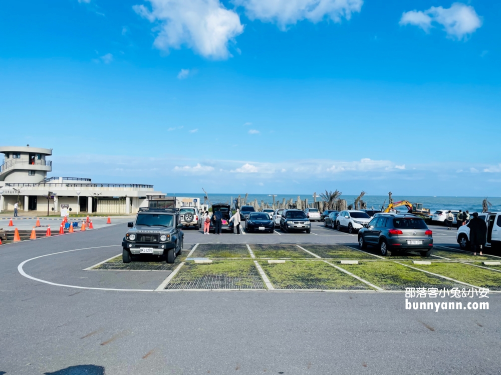 金山中角灣沙灘漫步，隱藏版中角灣遊客中心看海廣場