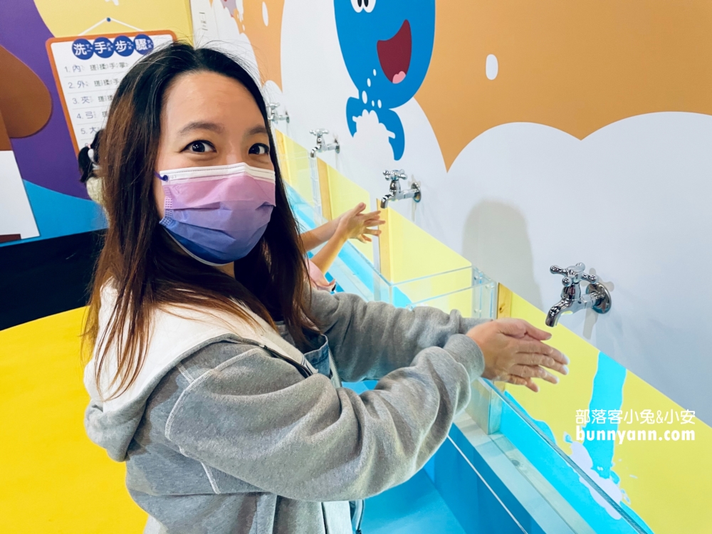 2022親子旅遊來阿奇幼幼園玩，吃阿奇雞蛋糕，玩旋轉木馬