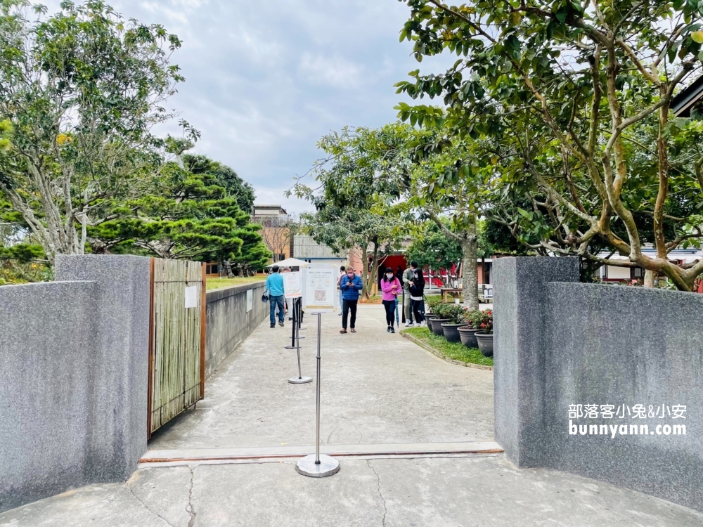 微熱山丘南投三合院創始店，免門票參觀，還請吃土鳳梨酥。