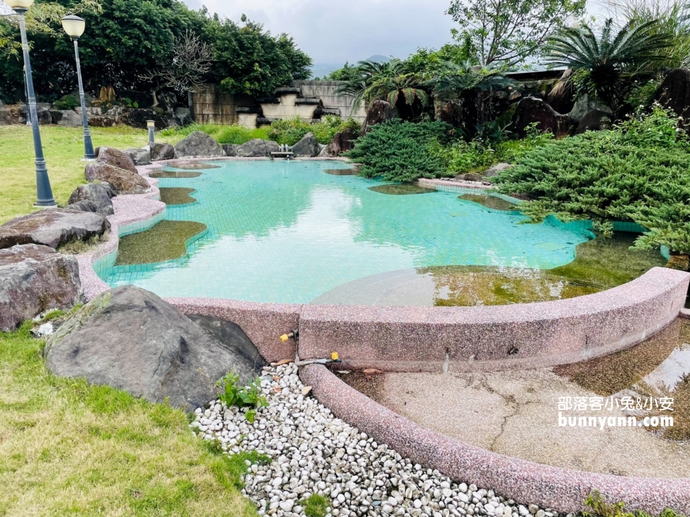 金山湯語雙泉館雷不雷？獨立私人湯屋斑駁的很有味道