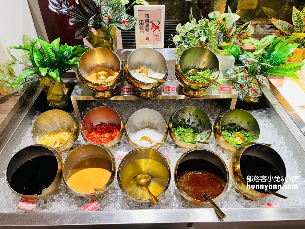 【桃園火鍋推薦】超夯川麻辣鍋，超熱門火鍋店假日沒訂位吃不到