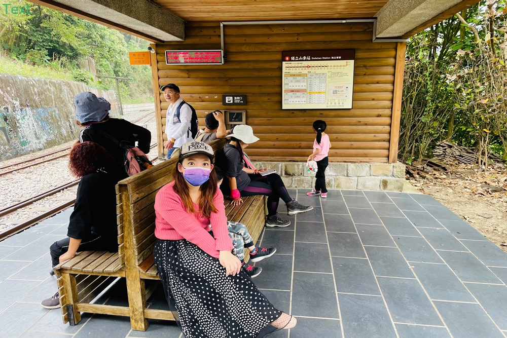 嘉義【獨立山車站】來回兩小時入門等級登山步道，探訪隱藏在深山中的小車站，