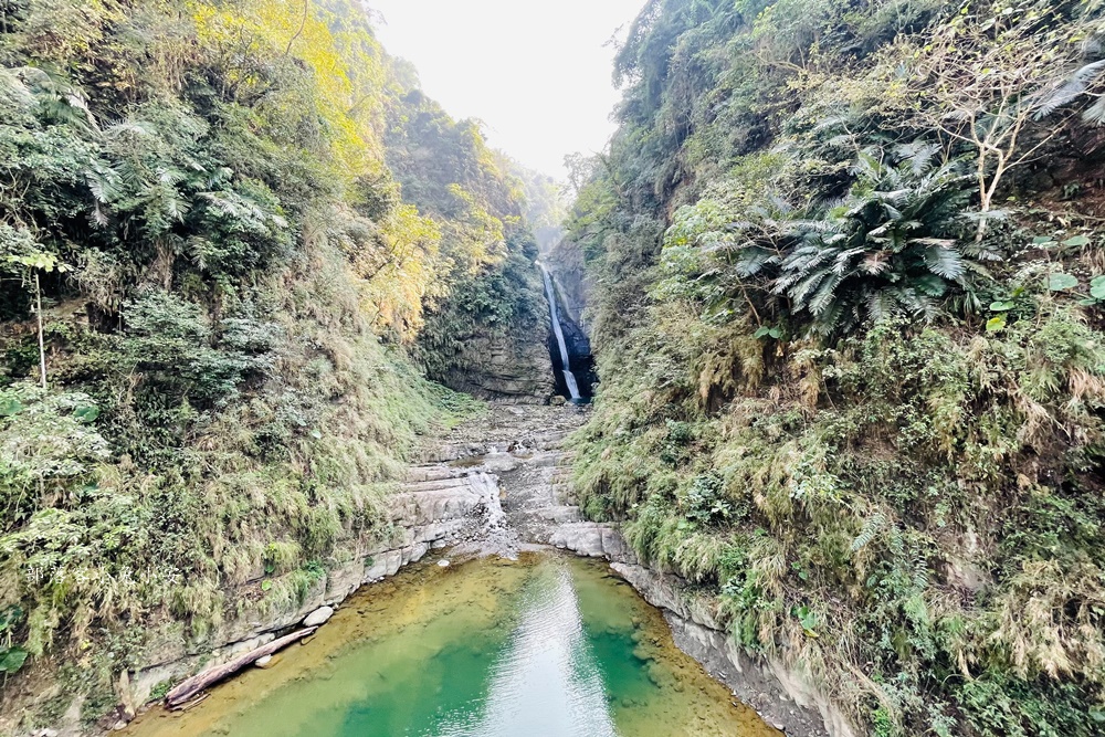 南投【瑞龍瀑布園區】來回一小時輕鬆走完瀑布及吊橋