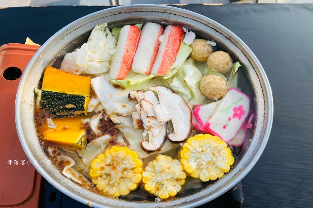 詩情夢幻城堡｜親子主題旅店，一房一台電動車有夠棒