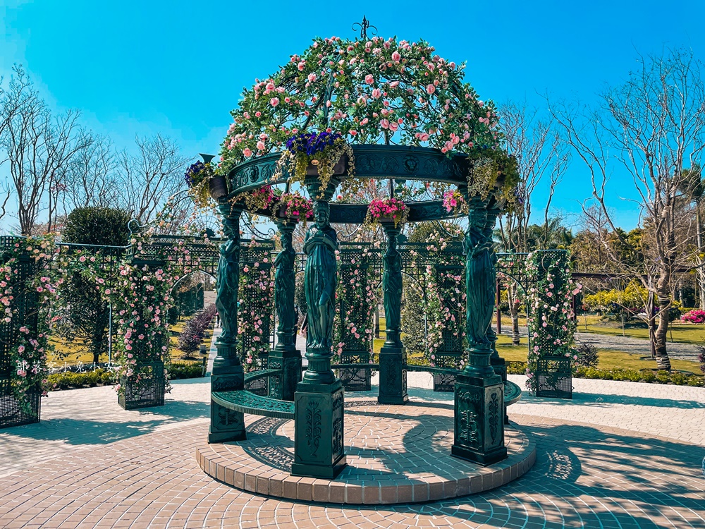 彰化【成美文化園】佔地10公頃的夢幻場景，包含新的東園區走到鐵腿