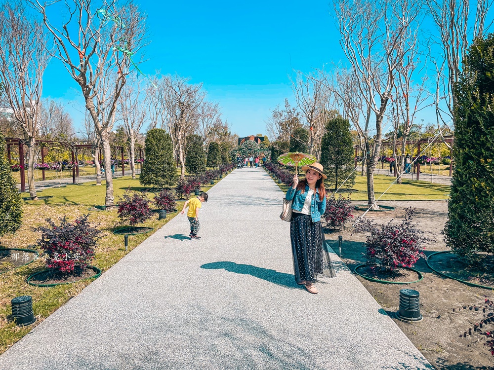彰化【成美文化園】佔地10公頃的夢幻場景，包含新的東園區走到鐵腿