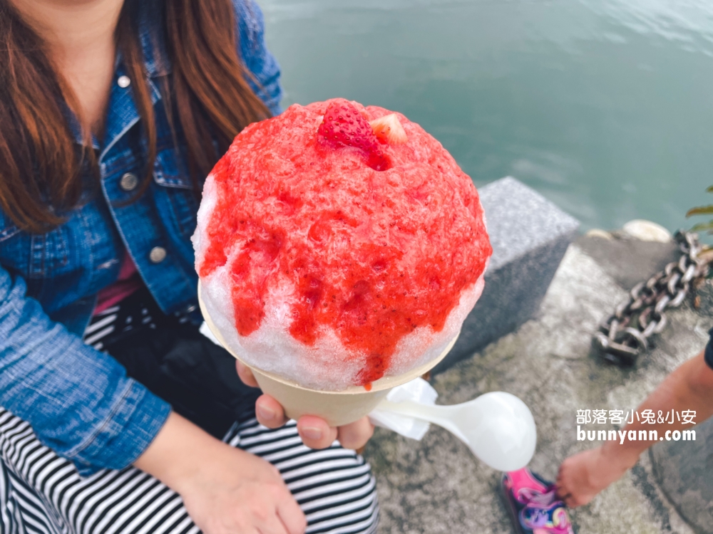 淡水朝日夫婦沖繩冰店，戀愛草莓冰好綿密(心得)