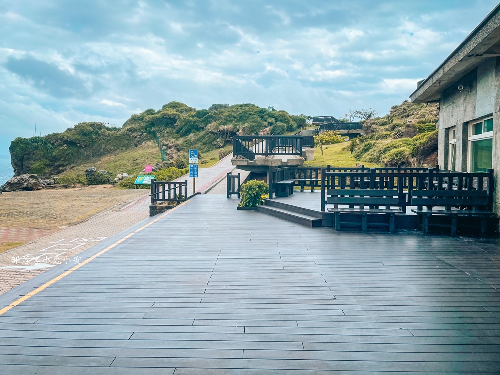 墾丁貓鼻頭公園輕鬆走,門票30元可賞到美麗海岸風景